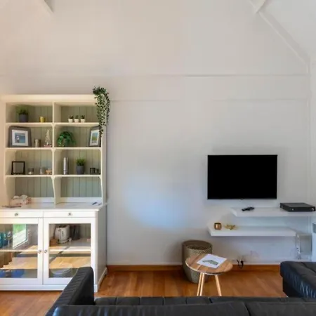 Holiday home Nieuwendamme H114